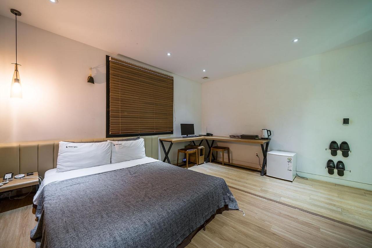 Hotel Ignis Oncheonjang Busan Bagian luar foto