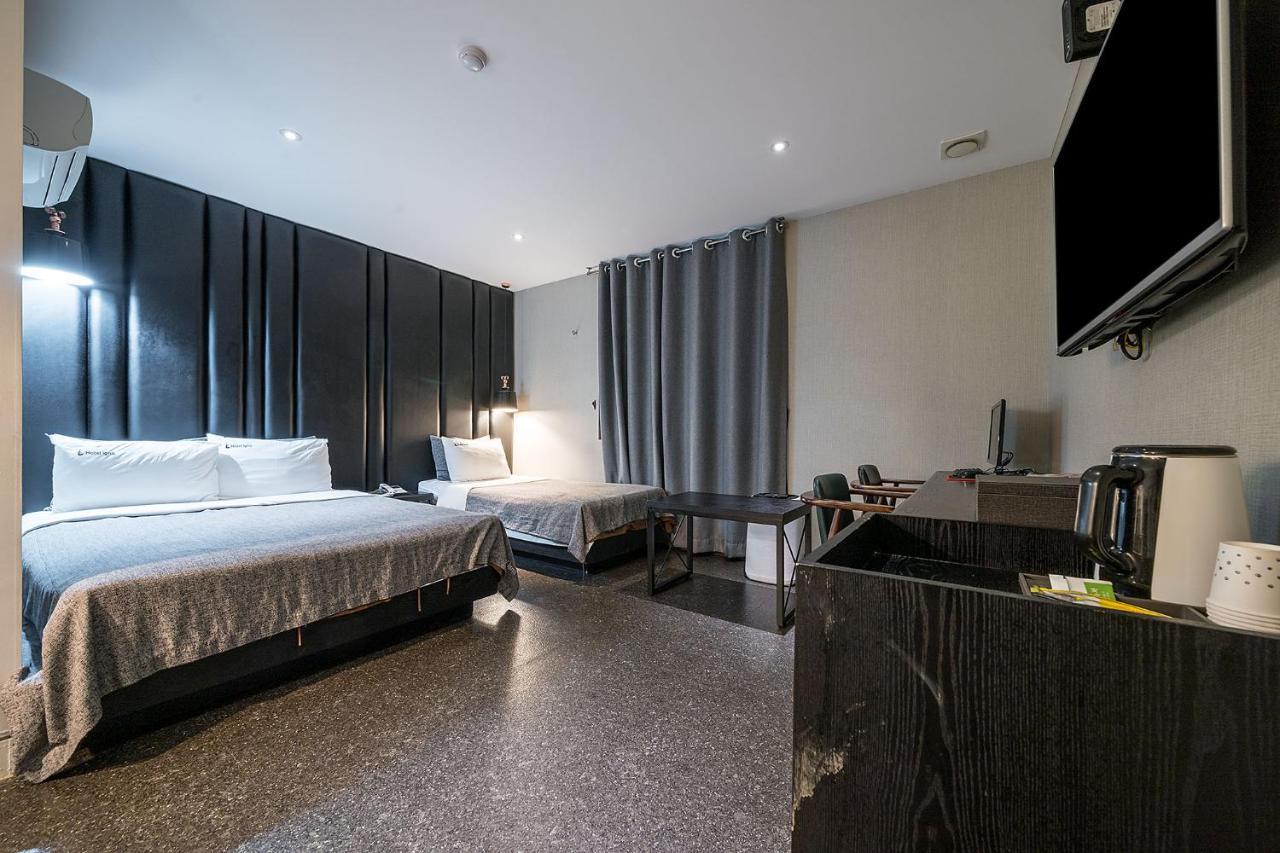 Hotel Ignis Oncheonjang Busan Bagian luar foto
