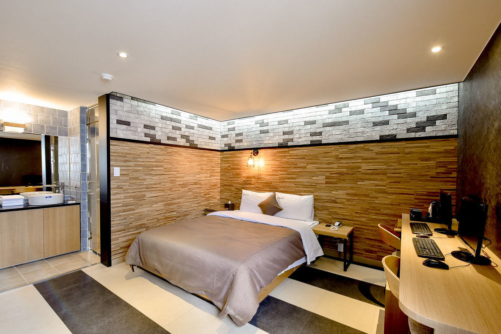 Hotel Ignis Oncheonjang Busan Bagian luar foto