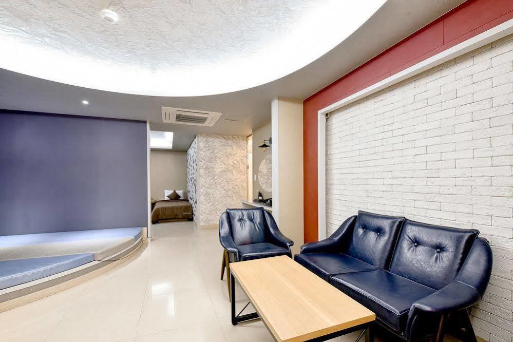 Hotel Ignis Oncheonjang Busan Bagian luar foto